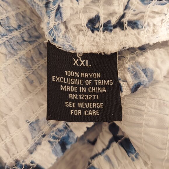 Fifteen Twelve Blue White Smocked Crop Top NWT XXL Boho Summer - Picture 7 of 7